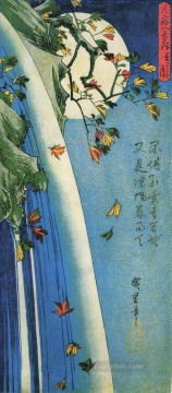 350 人の有名アーティストによるアート作品 Painting - 滝の上の月 歌川広重 浮世絵